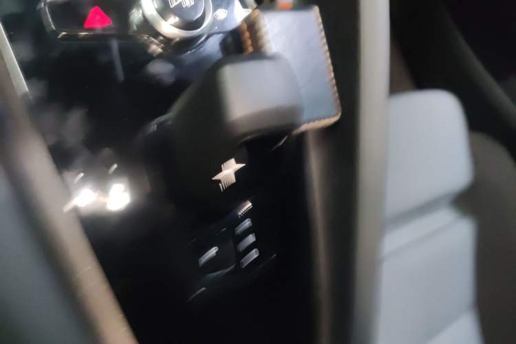 Used Polestar 2 2020 First Edition Gear Lever