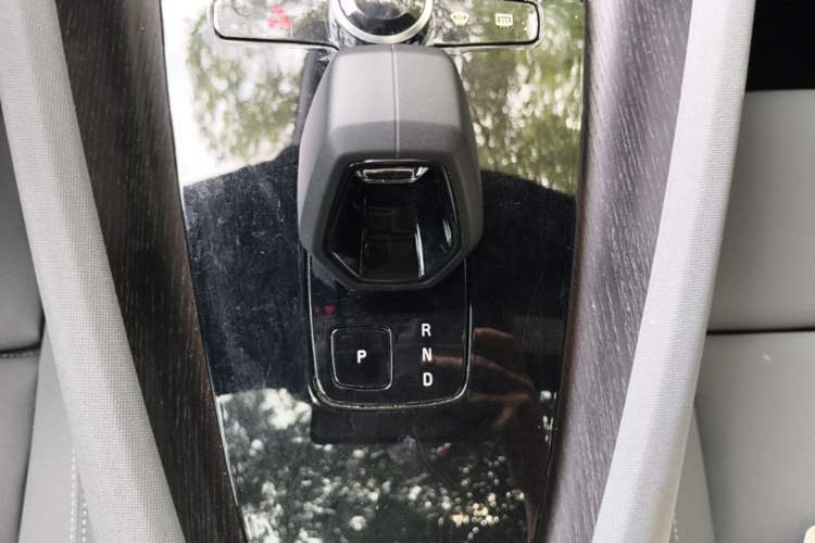 Used Polestar 2 2020 First Edition Gear Lever