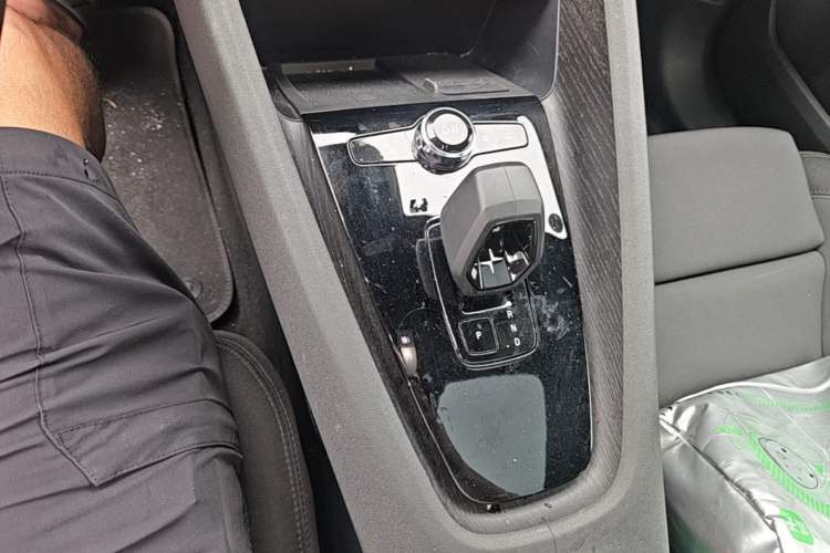 Used Polestar 2 2020 First Edition Gear Lever