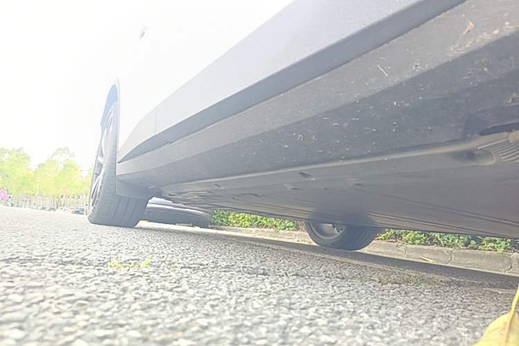Used Polestar 2 2020 First Edition Right Side Sill