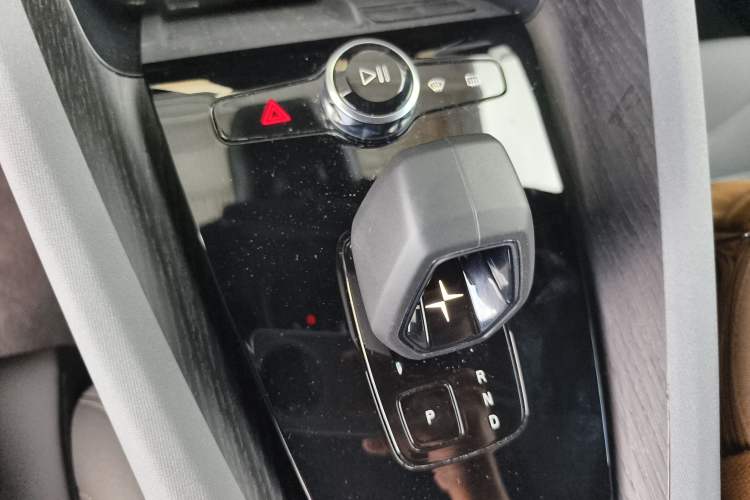 Used Polestar 2 2021 Single Motor Standard Range Gear Lever