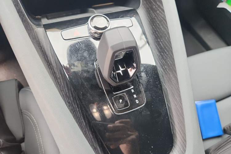 Used Polestar 2 2021 Single Motor Standard Range Gear Lever
