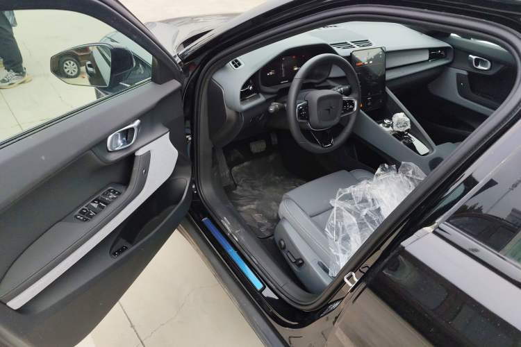 Used Polestar 2 2021 Single Motor Standard Range Interior 3