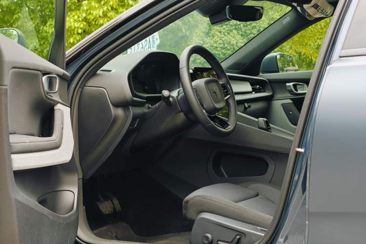 Used Polestar 2 2021 Single Motor Standard Range Interior 2