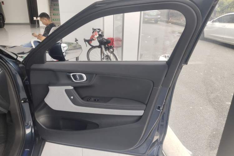 Used Polestar 2 2021 Single Motor Standard Range Right Front Door Interior
