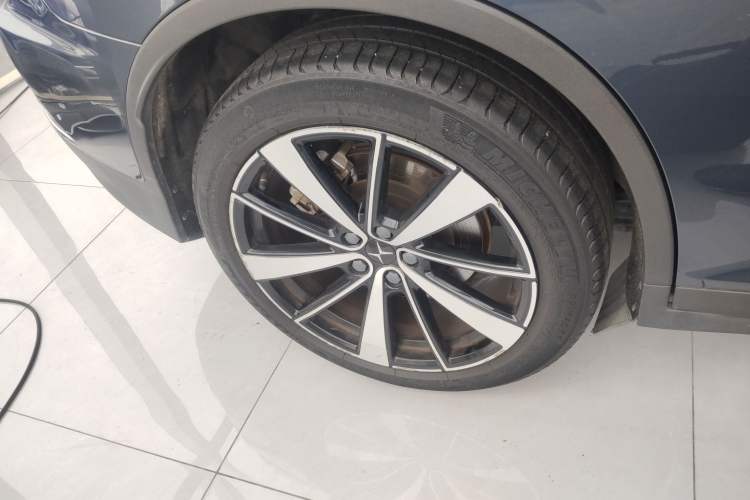 Used Polestar 2 2021 Single Motor Standard Range Right Rear Wheel Hub