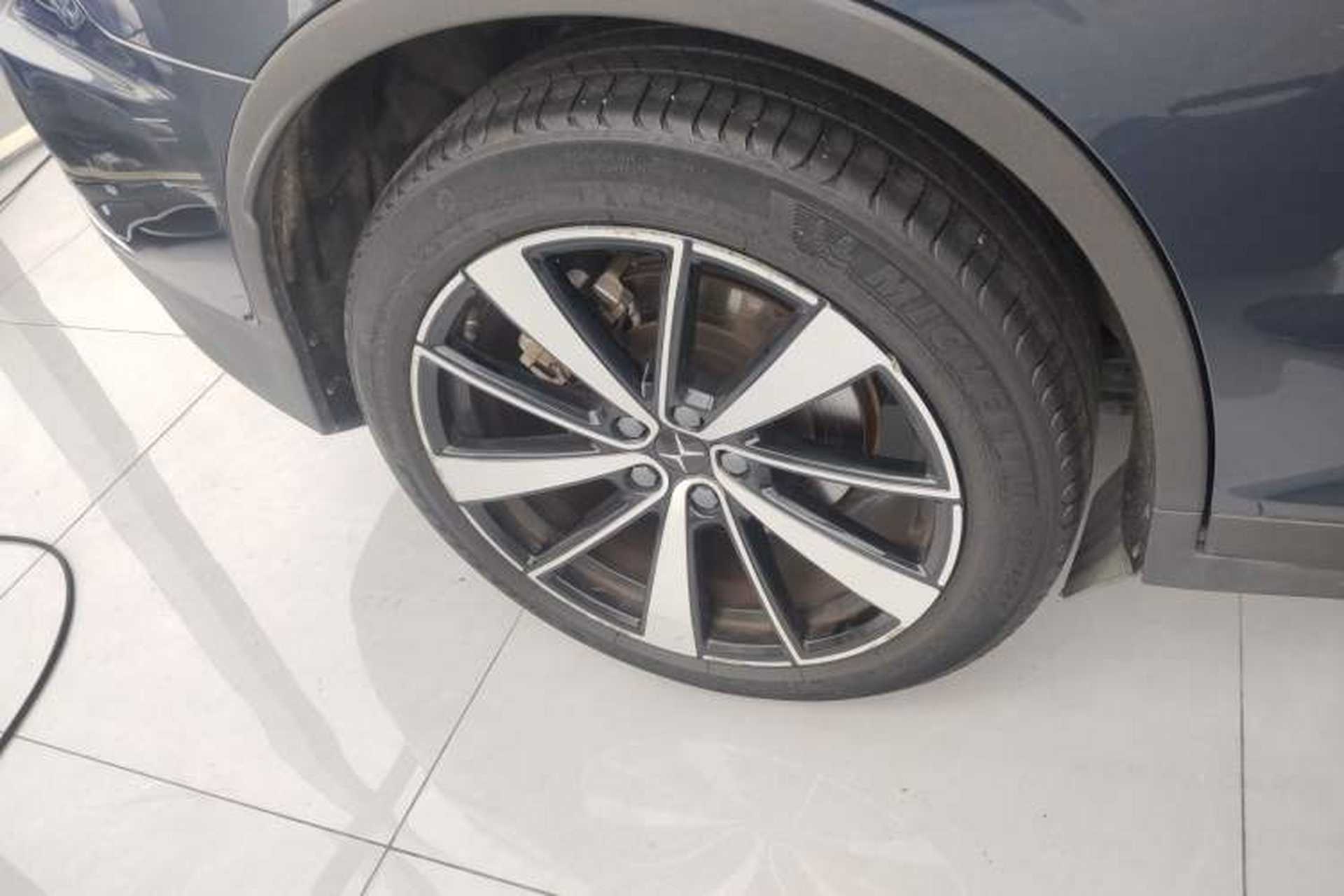 Used Polestar 2 2021 Single Motor Standard Range Right Rear Wheel Hub