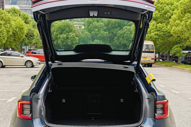 Used Polestar 2 2021 Single Motor Standard Range Trunk