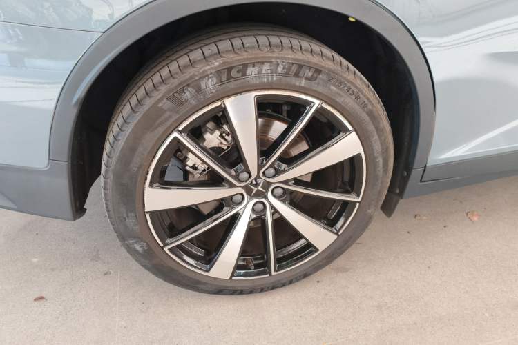 Used Polestar 2 2021 Single Motor Standard Range Right Rear Wheel Hub