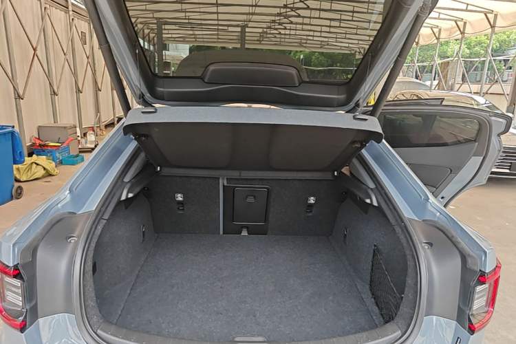 Used Polestar 2 2021 Single Motor Standard Range Trunk