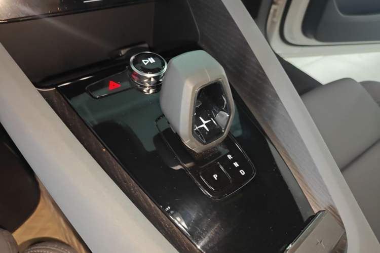 Used Polestar 2 2021 Single Motor Standard Range Gear Lever
