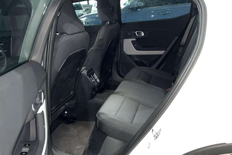 Used Polestar 2 2021 Single Motor Standard Range Interior 2