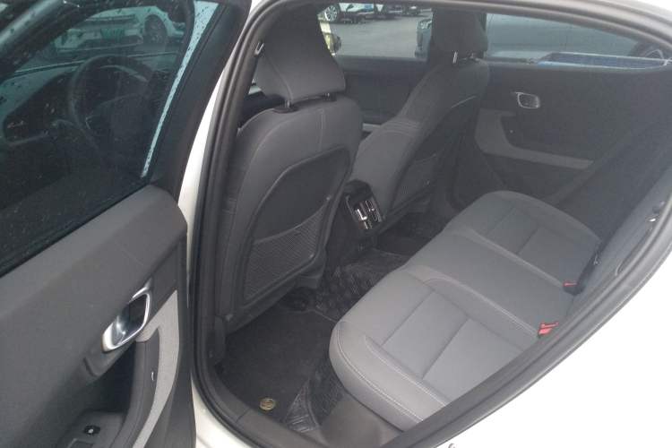 Used Polestar 2 2021 Single Motor Standard Range Interior 4