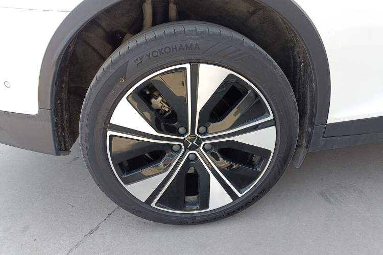 Used Polestar 2 2021 Single Motor Standard Range Right Rear Wheel Hub
