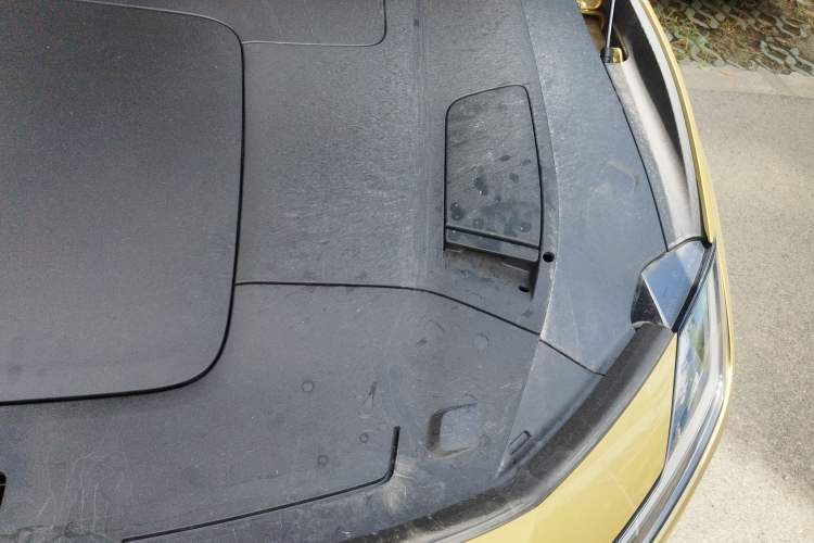 Used Polestar 4 2024 Single-Motor Standard Range PLUS Dual-Star Connectivity Edition Engine Bay Left