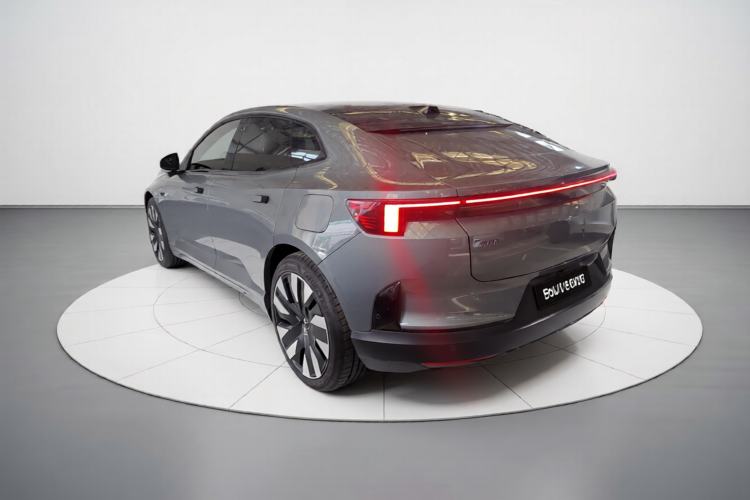 Used Polestar 4 2023 Single Motor Standard Range PLUS Exterior 3