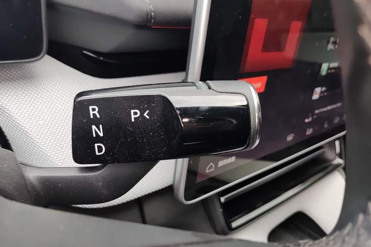 Used Polestar 4 2023 Single Motor Standard Range PLUS Gear Lever
