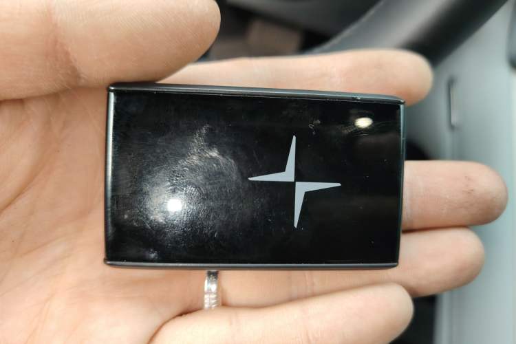 Used Polestar 4 2023 Single-Motor Long-Range PLUS Interior 1