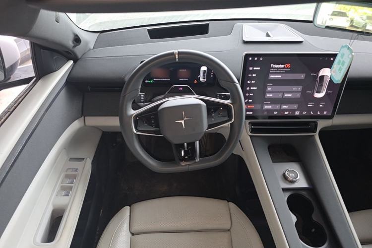 Used Polestar 4 2023 Single Motor Standard Range PLUS Steering Wheel