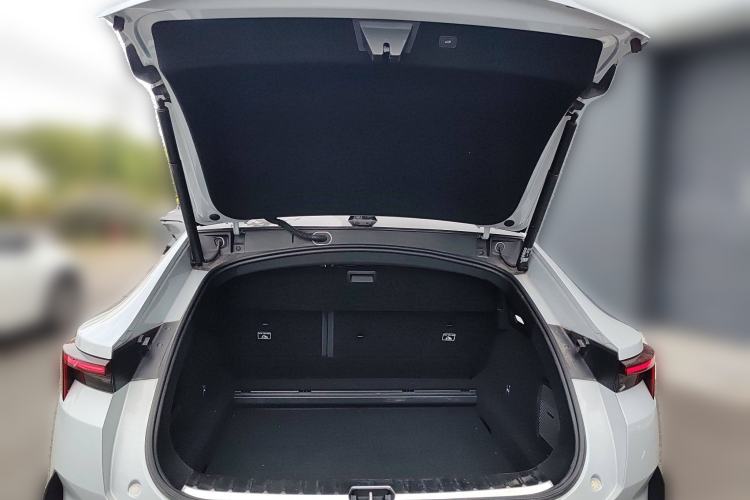 Used Polestar 4 2023 Single Motor Standard Range PLUS Trunk