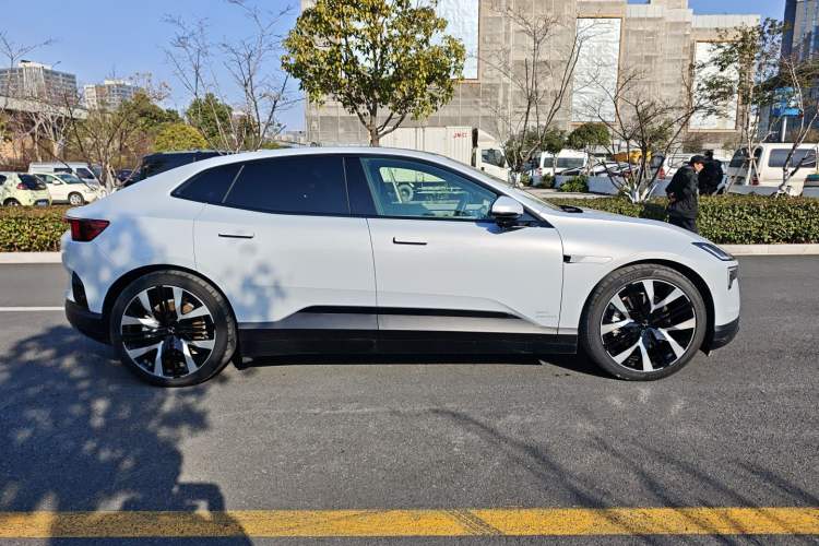 Used Polestar 4 2023 Single-Motor Long-Range PLUS Exterior 3