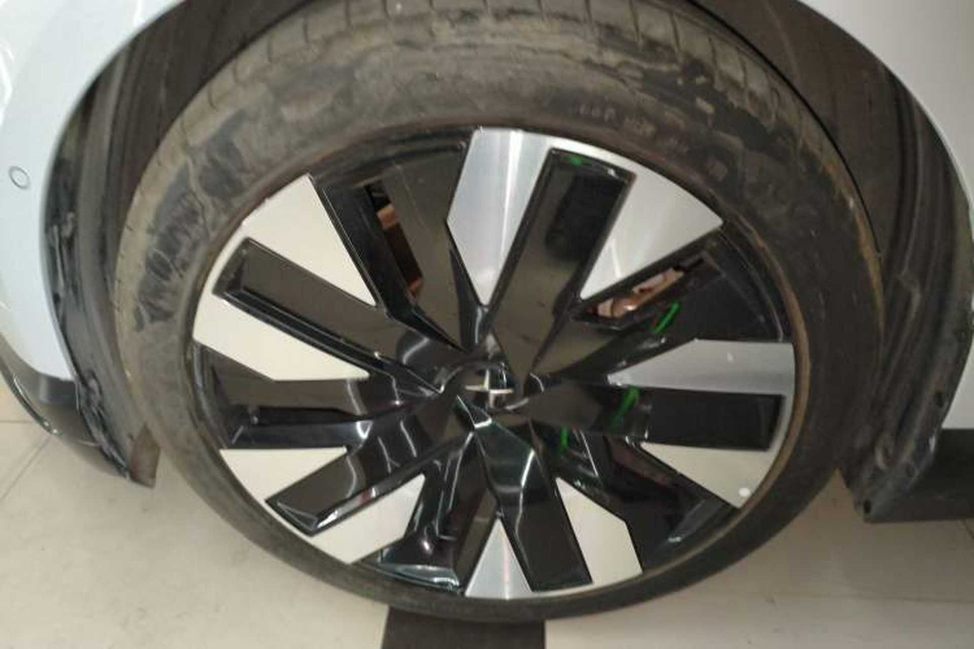 Used Polestar 4 2023 Single Motor Standard Range PLUS Exterior 7