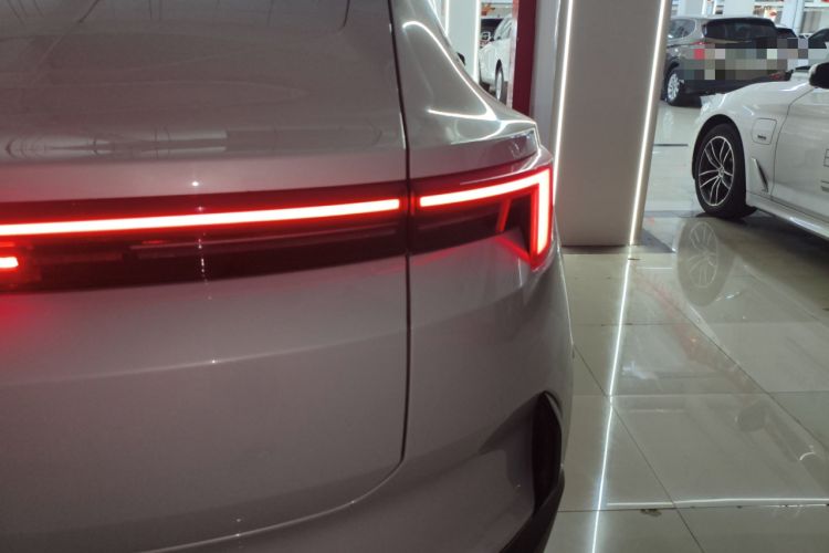 Used Polestar 4 2023 Single Motor Standard Range PLUS Right Rear Taillight