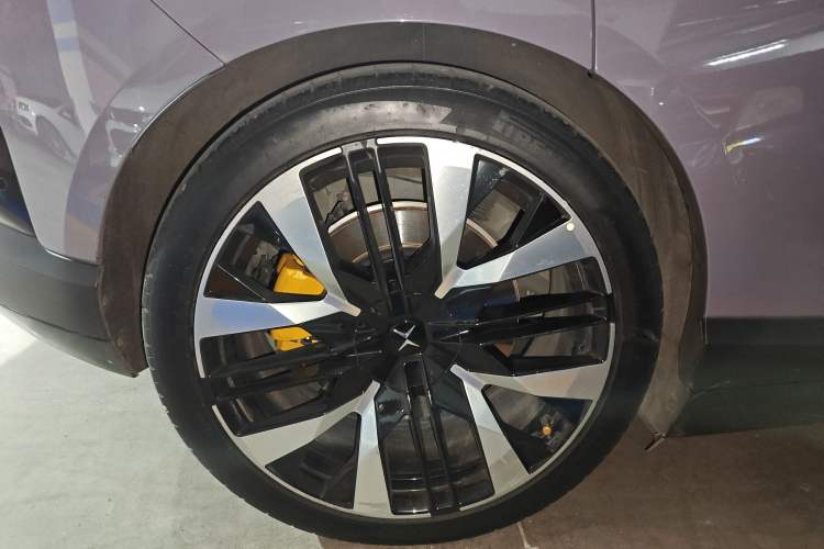 Used Polestar 4 2024 Dual-Motor Long-Range Exterior 8