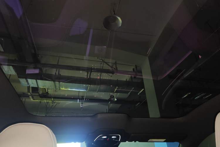 Used Polestar 4 2024 Dual-Motor Long-Range Headliner