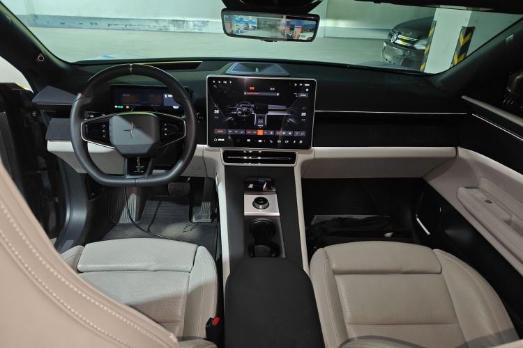Used Polestar 4 2024 Dual-Motor Long-Range Interior 2
