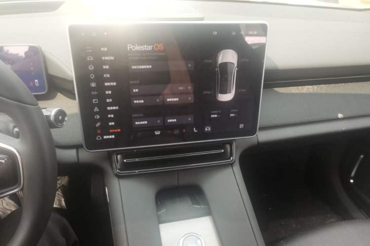 Used Polestar 4 2024 Single-Motor Standard Range PLUS Dual-Star Connectivity Edition Audio And AC Panel