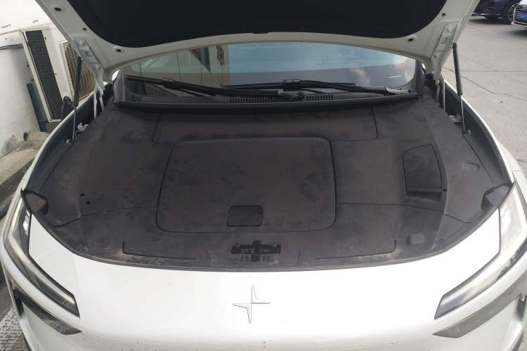 Used Polestar 4 2024 Dual-Motor Long-Range PLUS Dual-Star Connectivity Edition Engine Bay