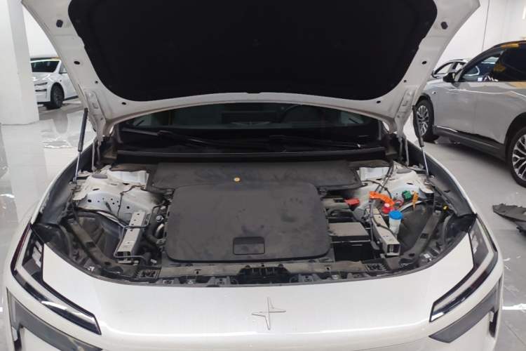 Used Polestar 4 2024 Dual-Motor Long-Range PLUS Dual-Star Connectivity Edition Engine Bay