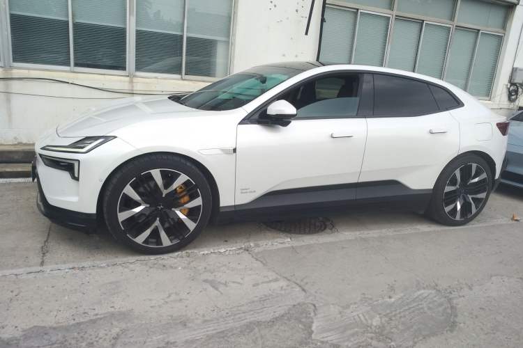 Used Polestar 4 2024 Dual-Motor Long-Range PLUS Dual-Star Connectivity Edition Exterior 3