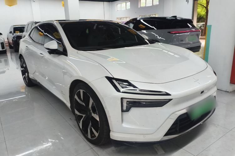 Used Polestar 4 2024 Dual-Motor Long-Range PLUS Dual-Star Connectivity Edition Front Right 45 Deg