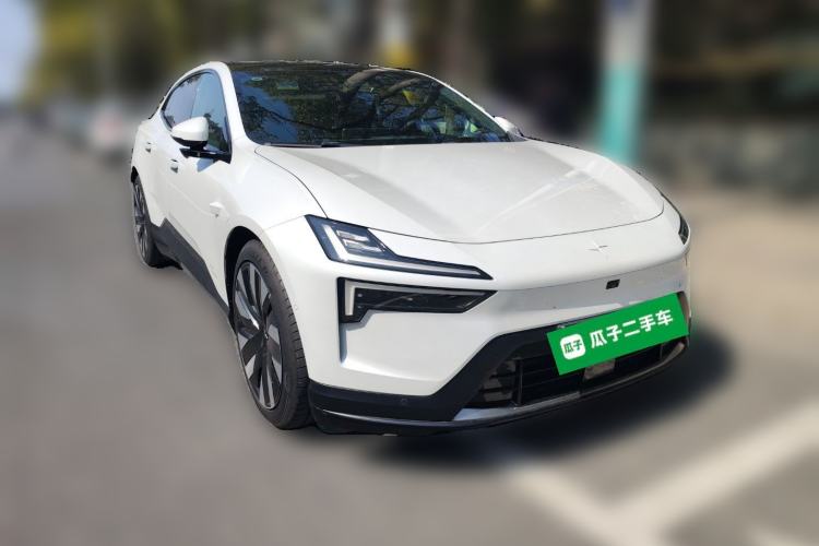 Used Polestar 4 2024 Dual-Motor Long-Range PLUS Dual-Star Connectivity Edition Front Right 45 Deg