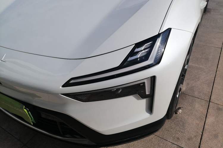 Used Polestar 4 2024 Dual-Motor Long-Range Left Front Headlight
