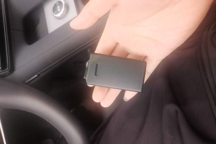Used Polestar 4 2024 Single-Motor Standard Range PLUS Dual-Star Connectivity Edition Vehicle Key