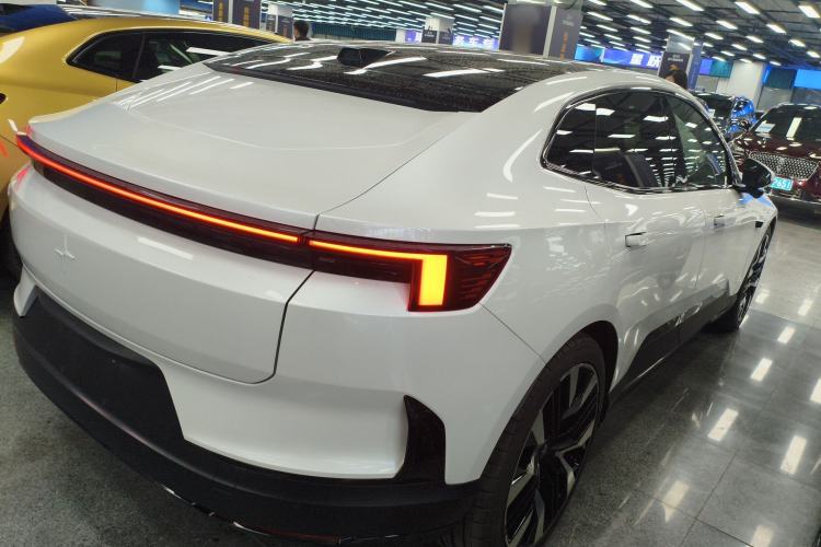 Used Polestar 4 2025 Performance Edition Exterior 3