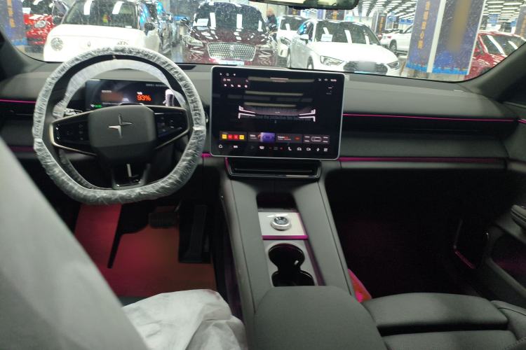 Used Polestar 4 2025 Performance Edition Interior 3
