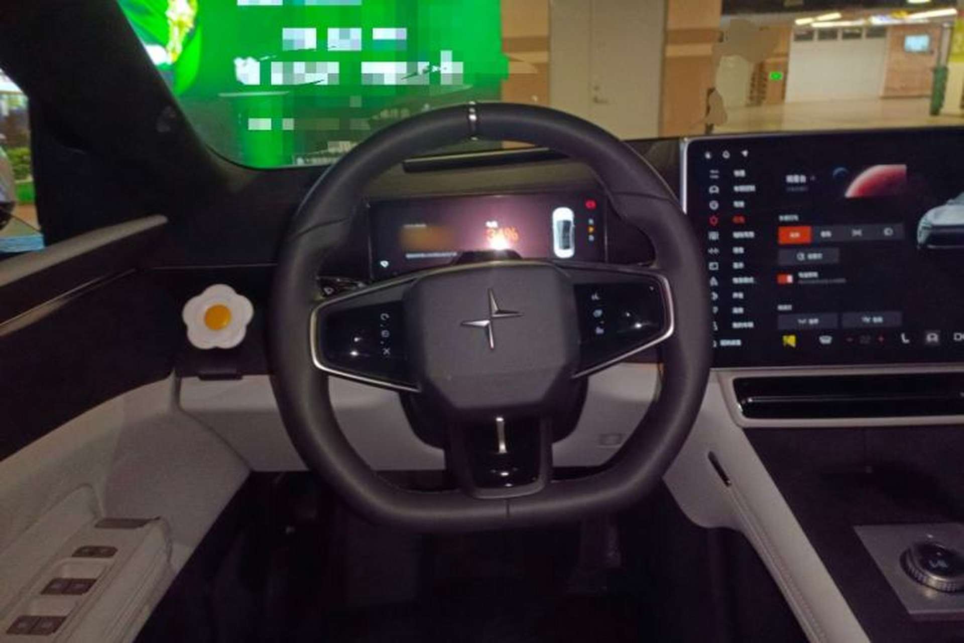 Used Polestar 4 2025 Luxury Edition Steering Wheel