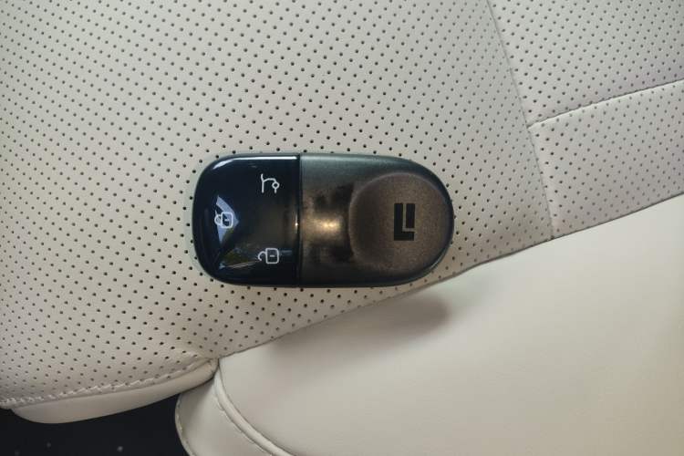 Used Polestones 01 2024 All-Purpose 7-Seater Standard Range Edition Vehicle Key