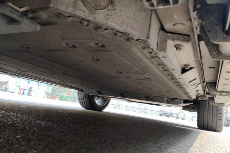 Used Polestones 01 2023 All-Purpose 7-Seater Version Chassis Front Left