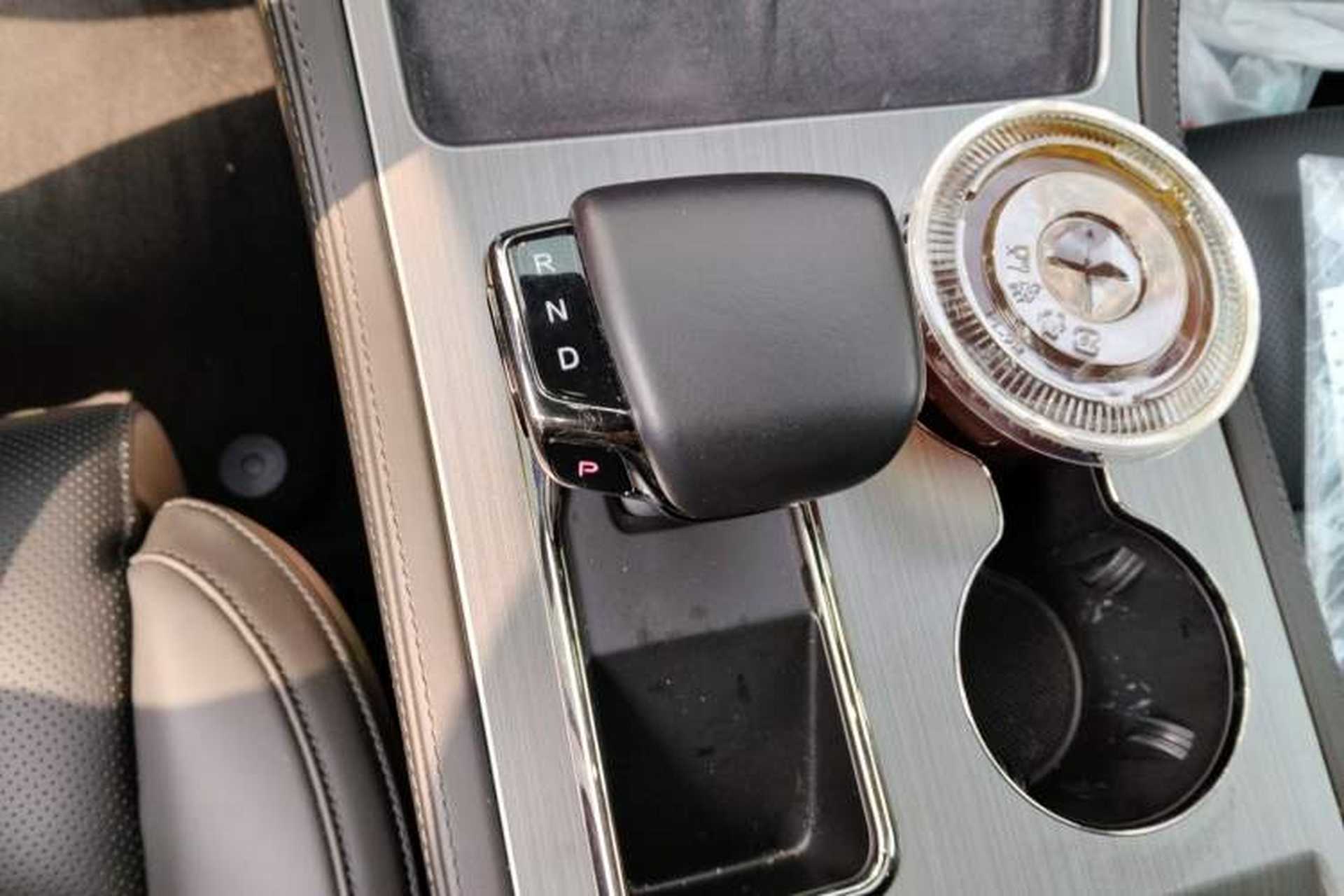 Used Polestones 01 2023 All-Purpose 7-Seater Version Gear Lever