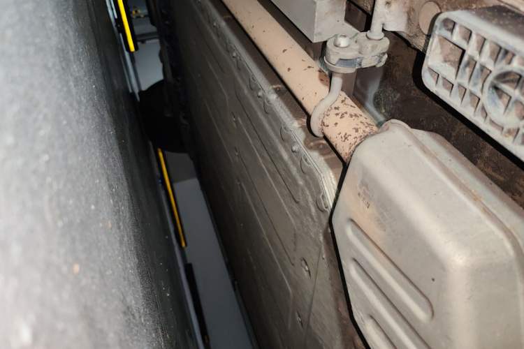 Used Polestones 01 2023 All-Purpose 7-Seater Version Chassis Front Right