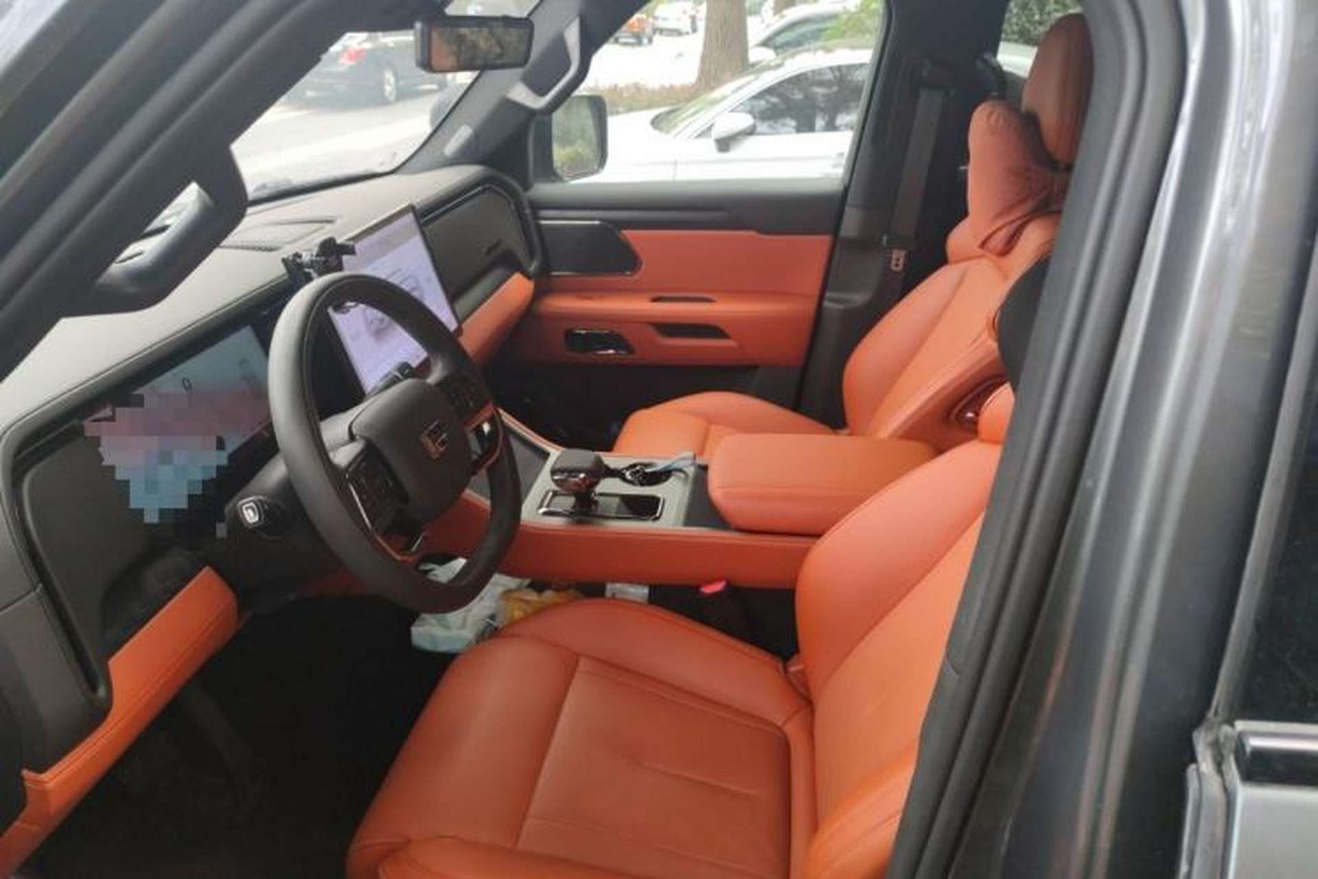 Used Polestones 01 2023 All-Purpose 7-Seater Version Left Front Seat