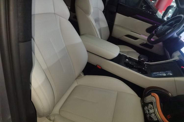 Used Polestones 01 2023 All-Purpose 7-Seater Version Right Front Seat