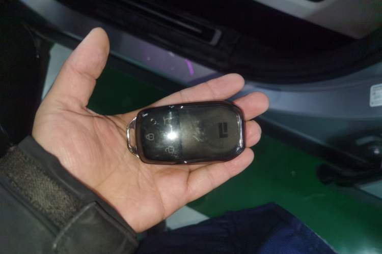 Used Polestones 01 2023 All-Purpose 7-Seater Version Vehicle Key
