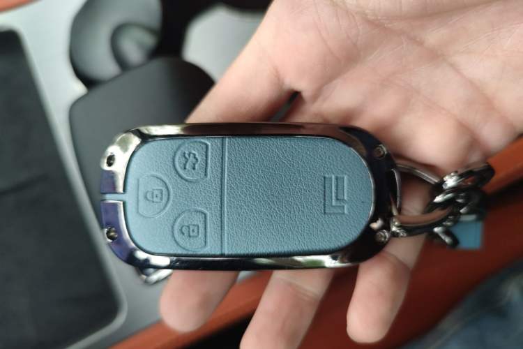 Used Polestones 01 2023 All-Purpose 7-Seater Version Vehicle Key