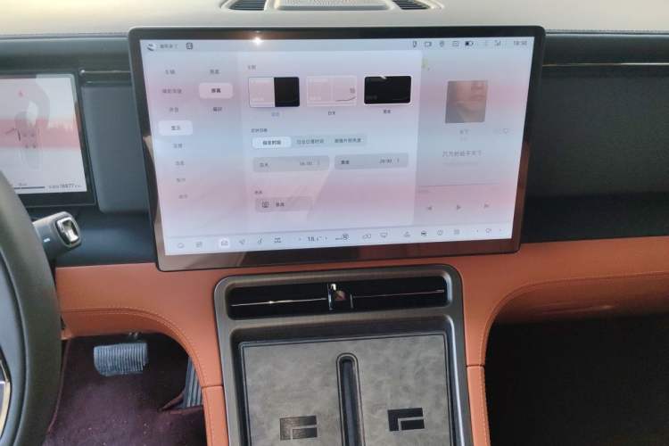 Used Polestones 01 2023 Deluxe 6-Seater Version Audio And AC Panel